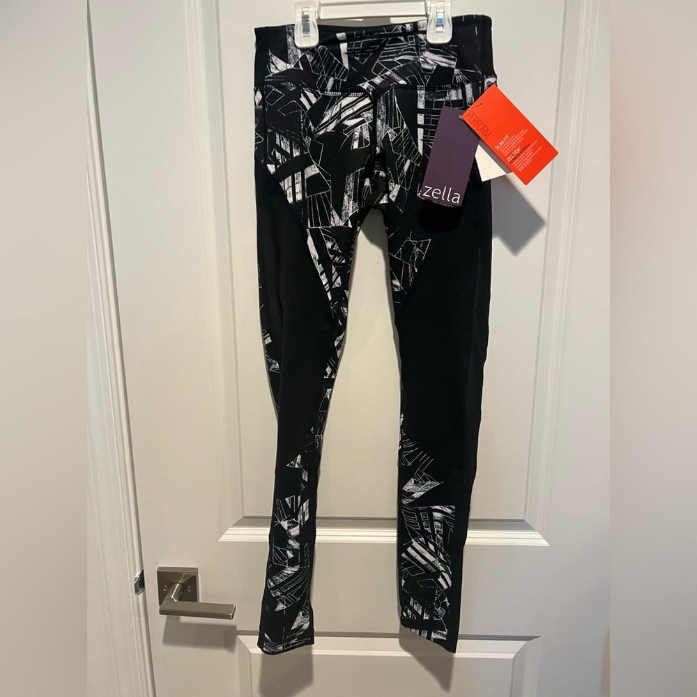 Zella Slim Fit Leggings XS NWT